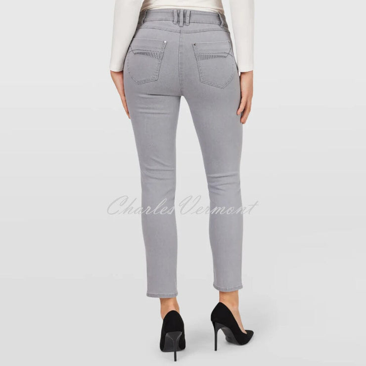 Robell Elena 09 - 7/8 Cropped Denim Jean 52533-5448-91 (Light Grey Denim)