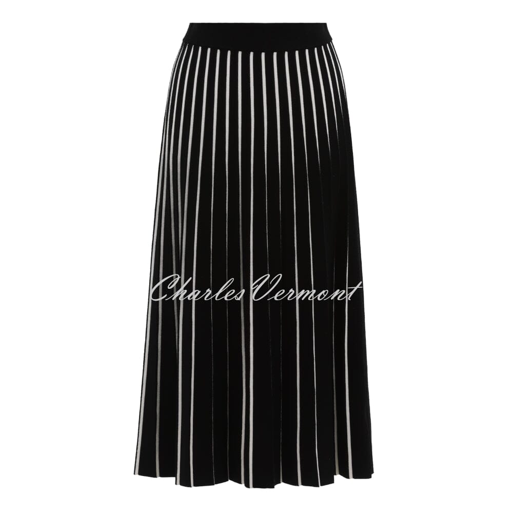 Marble Striped Pleated Knit Skirt Style 7532 101 Black White Charles Vermont