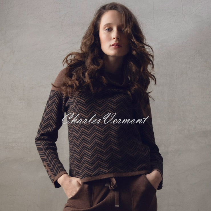 Marble Chevron Knit Sweater - Style 7560-220 (Chocolate / Black)