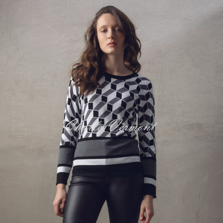 Marble Geometric Print Sweater - Style 7678-105 (Charcoal)